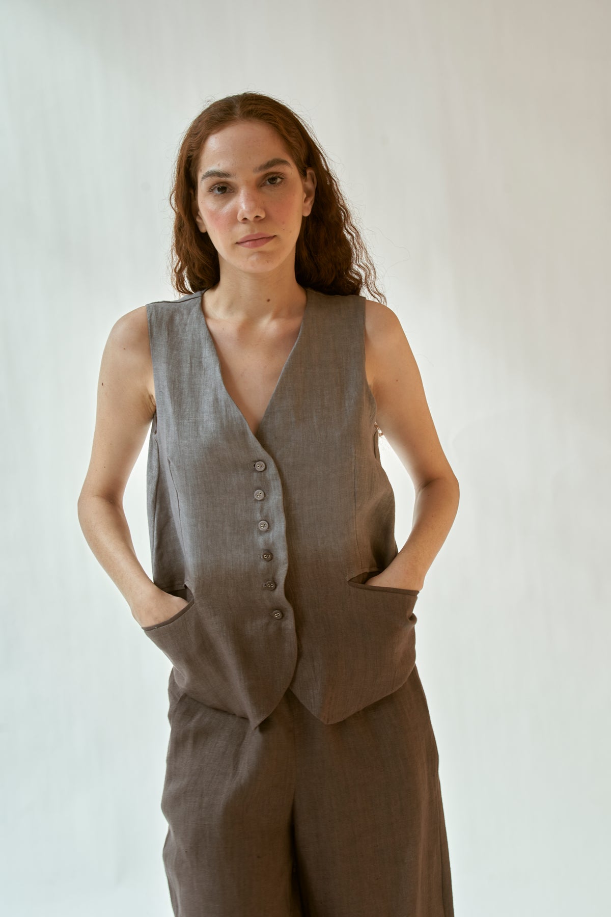 here she goes waistcoat ash grey + dark chocolate